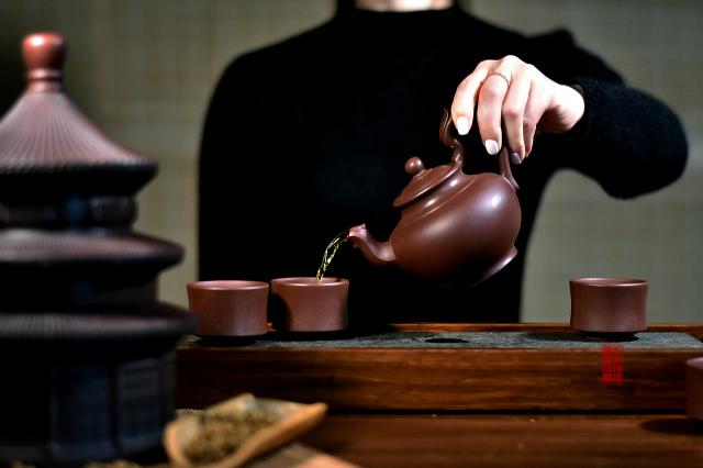 朱屺瞻百岁画展 石瓢壺 共箱 紫砂 紫泥 中国 古美術（朱屺瞻百岁